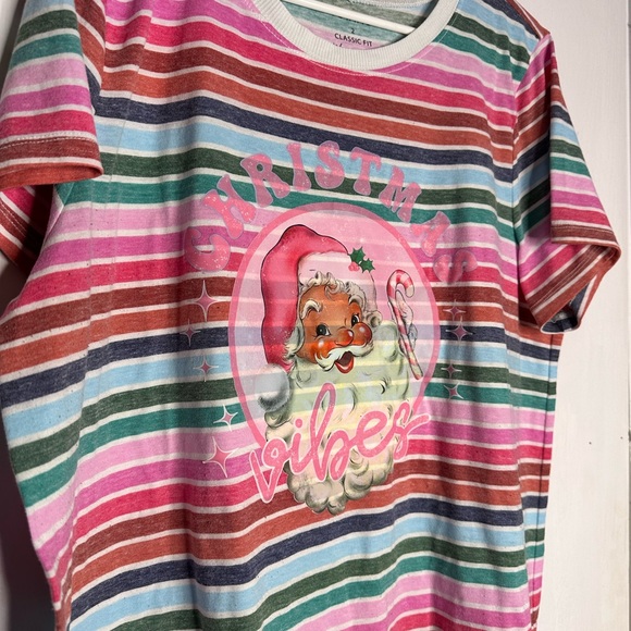 Christmas Vibes tee shirt. Women’s 2X - Picture 4 of 6